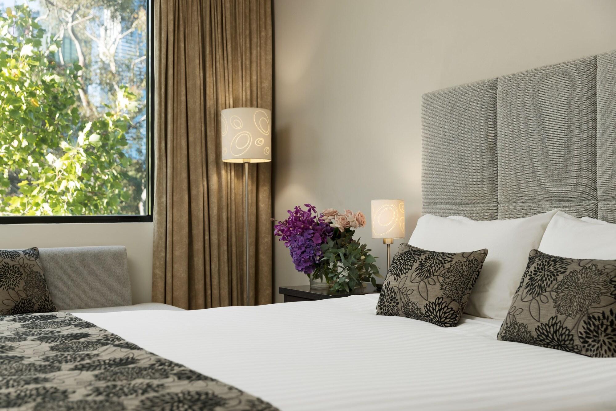 Crowne Plaza Melbourne Carlton By Ihg Hotel ภายนอก รูปภาพ